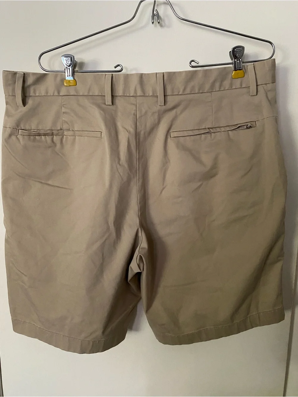 Banana Republic Men's Tan Flat-Front Shorts